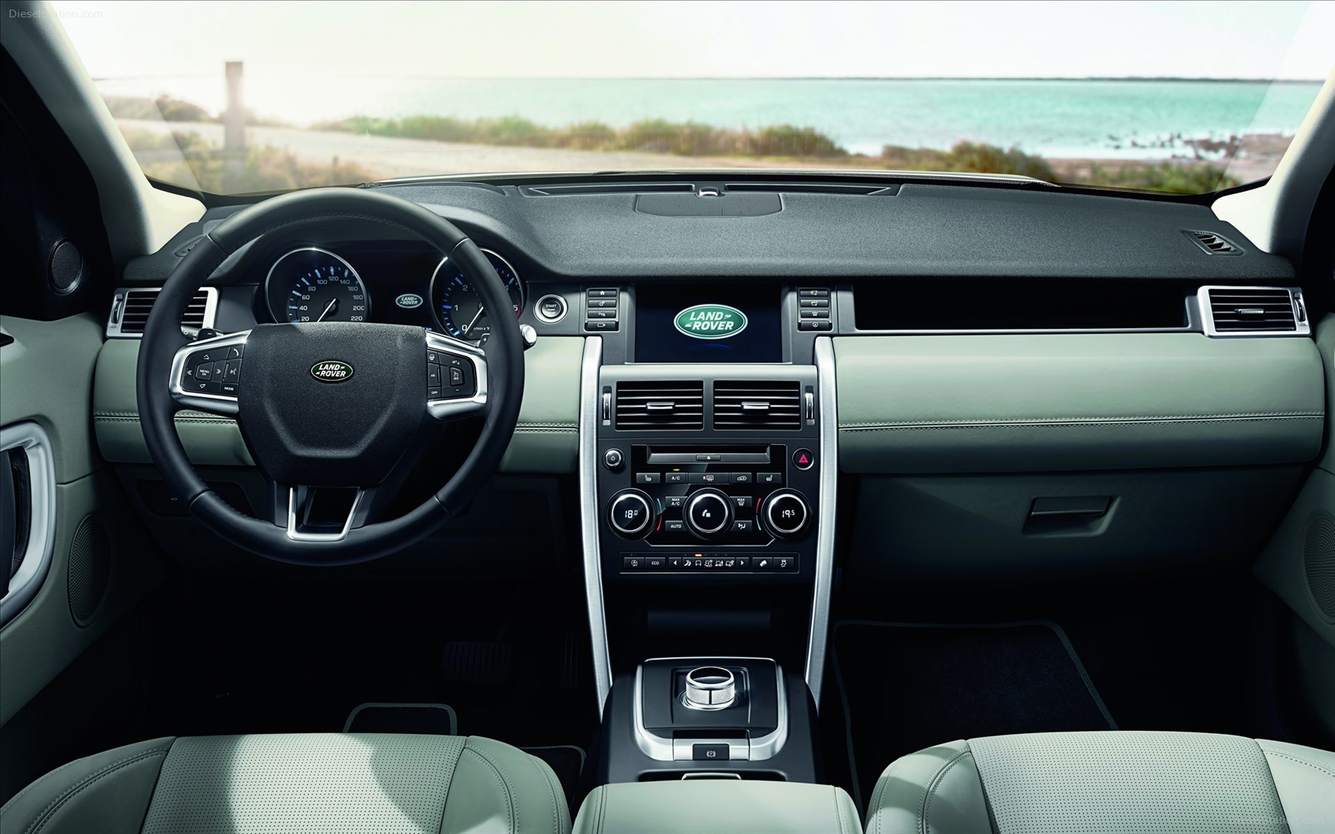 Land Rover Discovery Sport 2015